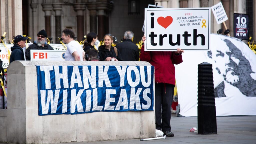Tank you Wikileaks Assange