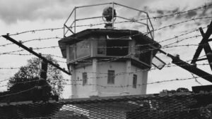 Antica torretta di guardia tra il confine della Germania Est ed Ovest Cortina di Ferro