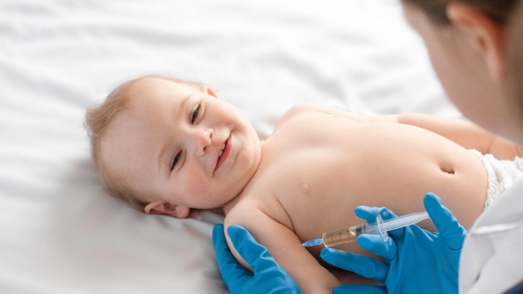 vaccinazione pediatrica neonato bambini