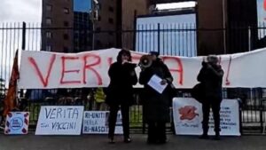Firenze - manifestazione per chiedere verità sui morti, sui vaccini e sui danneggiati da vaccino - 20 febbraio 2025